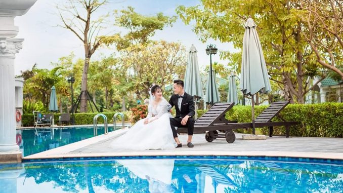 Chụp ảnh cưới ở Vườn Vua Resort