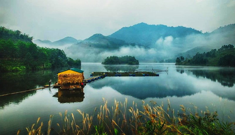 Cảnh quan hồ sinh thái Xuân Sơn