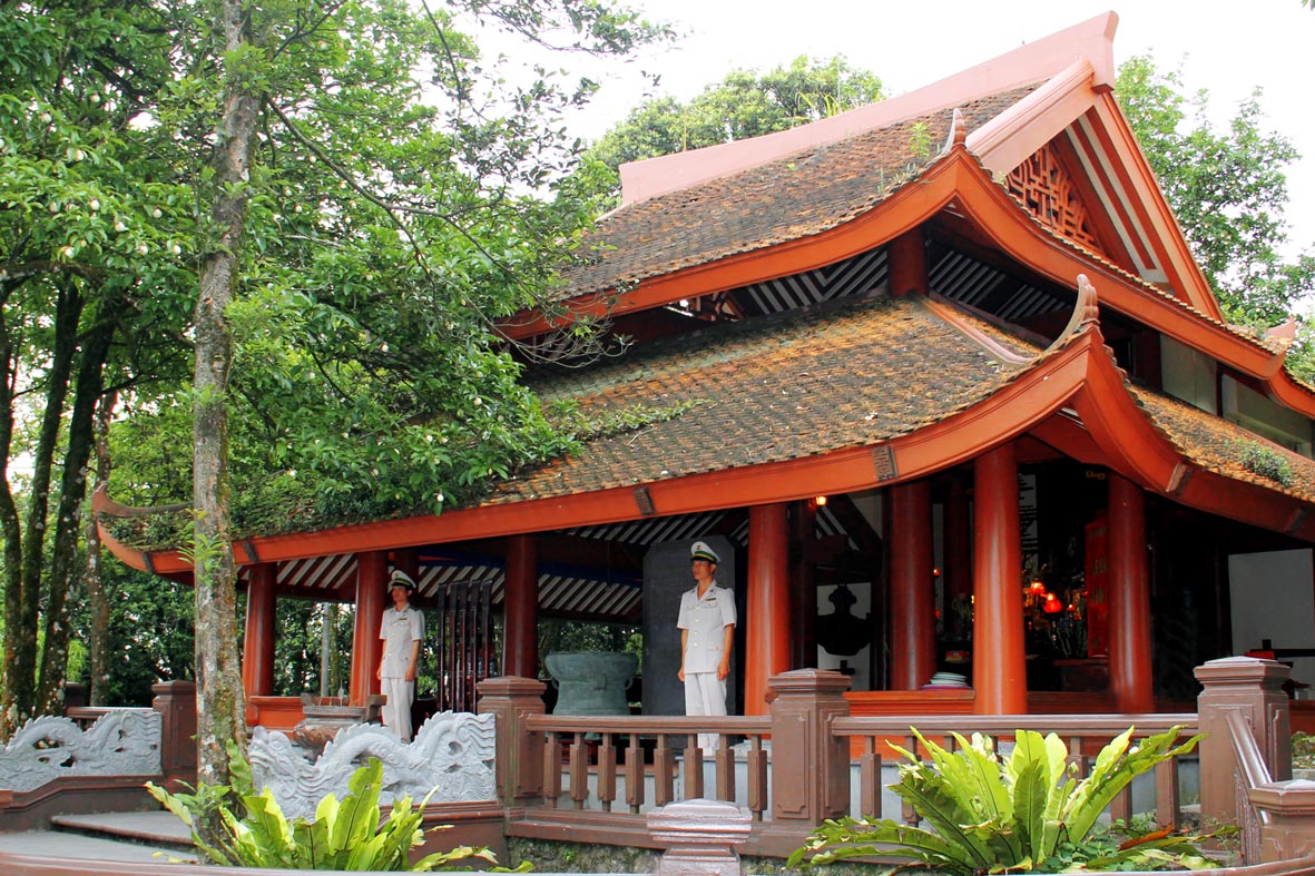 Đền thờ Chủ tịch Hồ Chí Minh