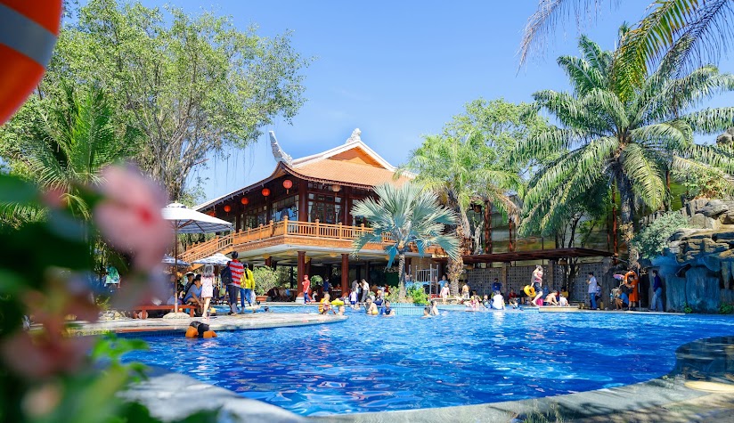 Giá vé Phương Nam Resort